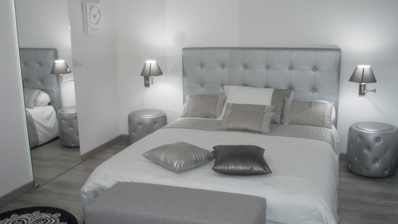 Mas De L'Air - Maison De Charme Bed and Breakfast Noves Exteriör bild