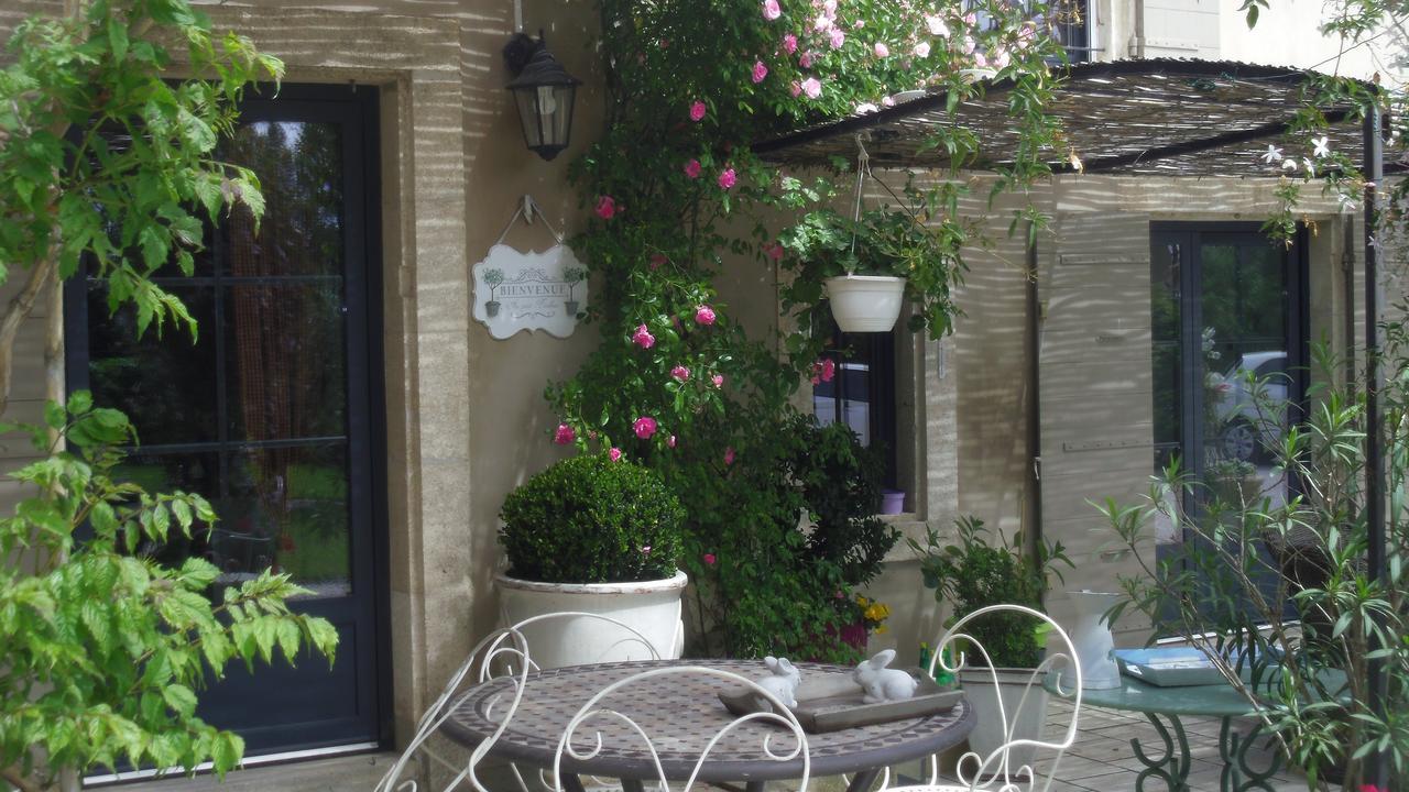 Mas De L'Air - Maison De Charme Bed and Breakfast Noves Exteriör bild
